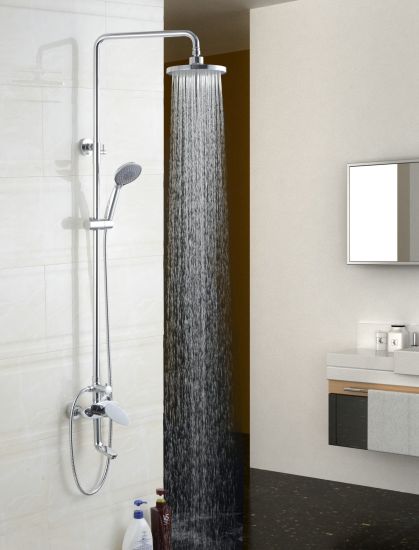 Juego de grifos de ducha de cromo cepillado con tecnología de inyección de aire para baño